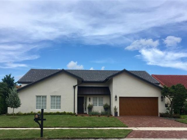 Primary Photo - 5180 Deerhurst Crescent Cir