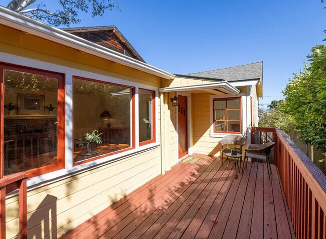 Foto del edificio - FOR RENT