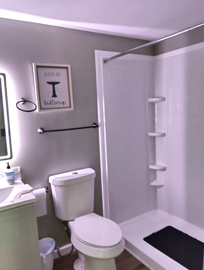 Building Photo - 1341 S Sandusky Ave