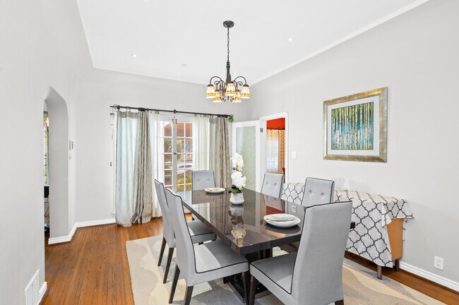 Foto del edificio - 939 S Ogden Dr