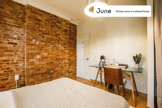 Foto del edificio - Room in Shared 3 bed/1 bath home in Hell's Kitchen