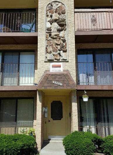 Building Photo - 3932-3936 N Narragansett Ave