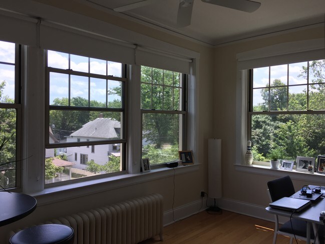 Foto del edificio - 427 N Lombard Ave