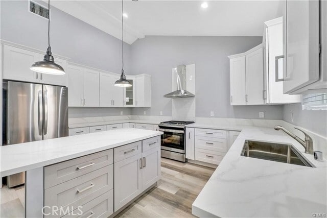 Building Photo - 1549 McLeod Pl