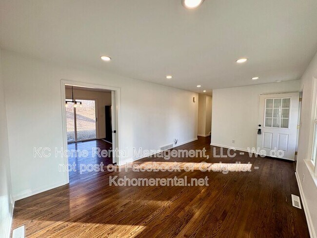 Foto del edificio - 9001 Jarboe St