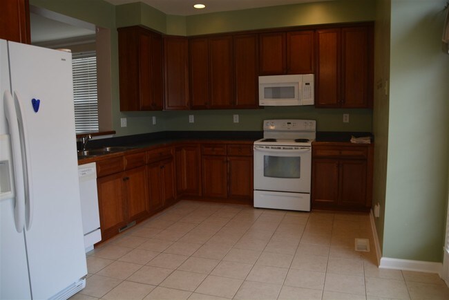 Building Photo - 3561 Grand Forks Blvd