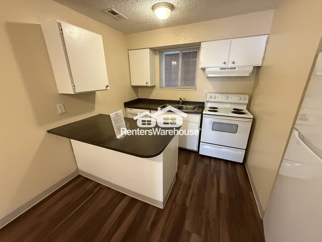 Foto del edificio - 2736 S Adams St