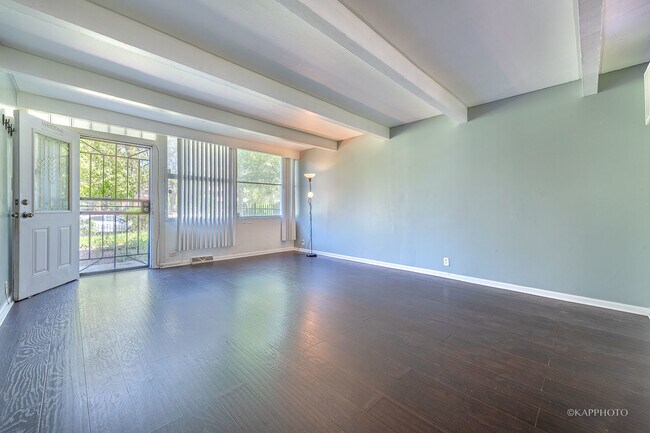 Foto del edificio - 4800 S Drexel Blvd