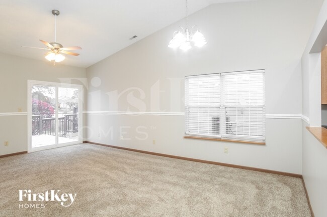 Building Photo - 540 Buffalo Run Dr