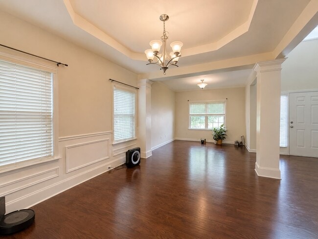 Building Photo - 7314 San Vista Dr