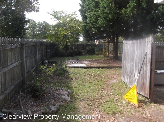 Foto del edificio - 4 br, 3 bath House - 920 Santiato Dr
