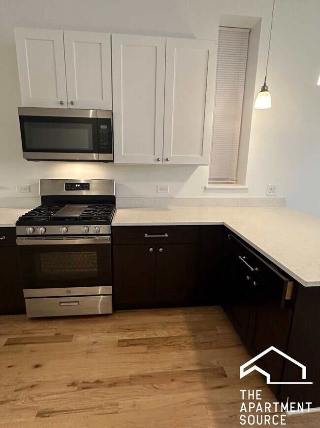 Foto del edificio - 1823 W 17th St