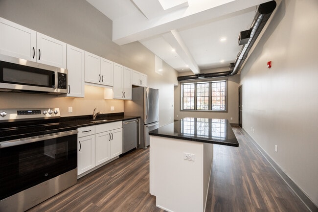 Foto del edificio - 122 Penn Ave