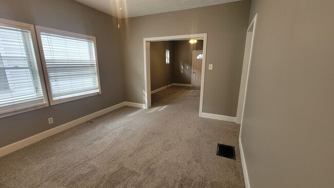 Photo - 2-Bedroom Home in Prime Location – Walk to UofL!