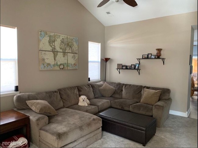 Building Photo - 3 br, 2 bath House - 10036 Mackay Dr
