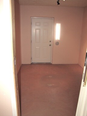 Building Photo - 3824 Corrales Rd