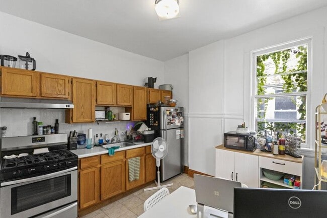 Foto del edificio - 1 bedroom in Chicago IL 60647