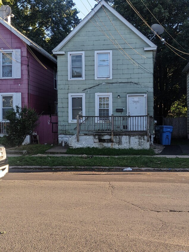 Primary Photo - 306 Goodrich St