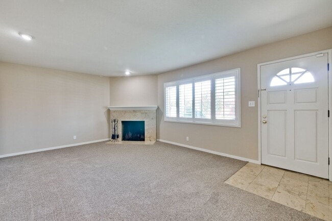 Building Photo - Showcase Property Off of Stevens Creek - C...