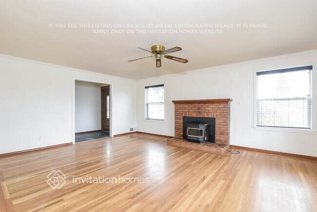 Foto del edificio - 1706 3rd Ave NW