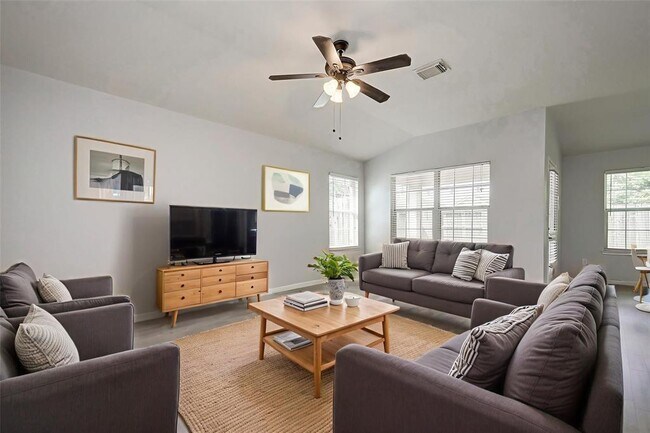 Foto del edificio - 5506 Gable Meadows Dr