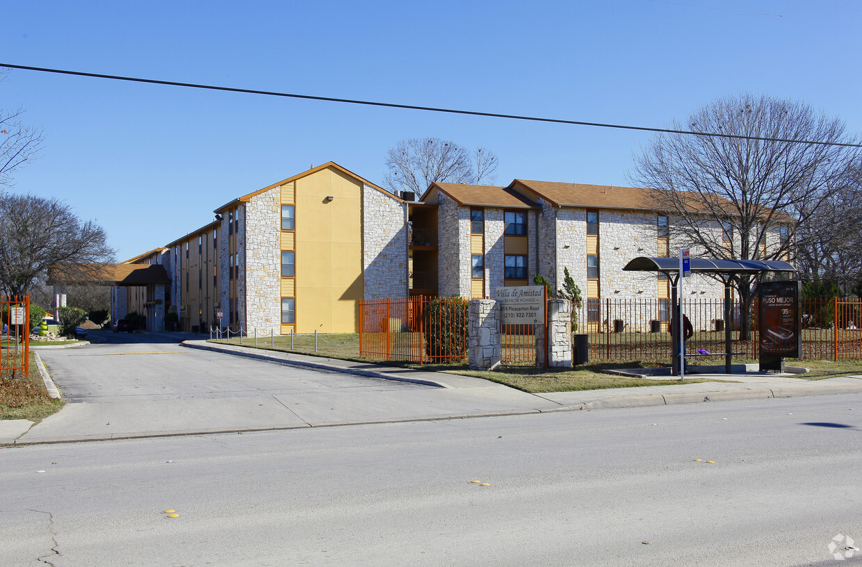 Building Photo - Villa De Amistad Senior Homes