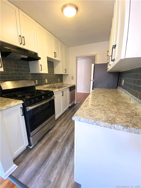 Foto del edificio - 570 Whitney Ave