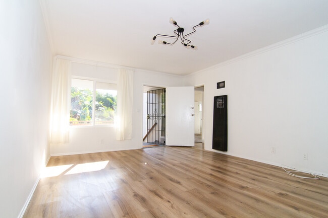 Building Photo - 4137 Wade St