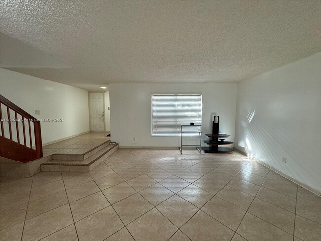 Foto del edificio - 11206 NW 14th Ct