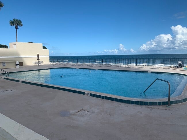 Photo - 2987 S Atlantic Ave Apartment