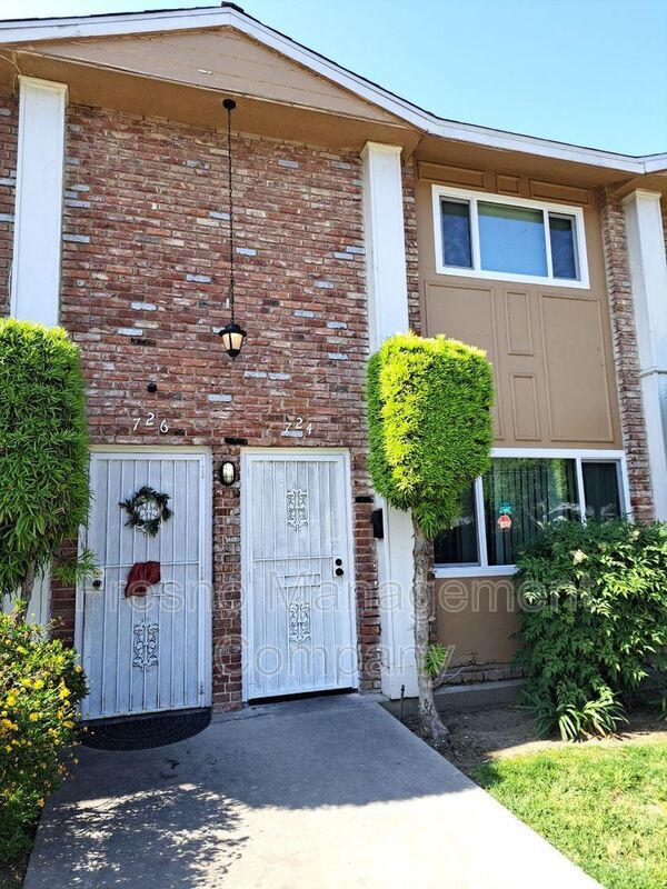 Building Photo - 718 E Hedges Ave