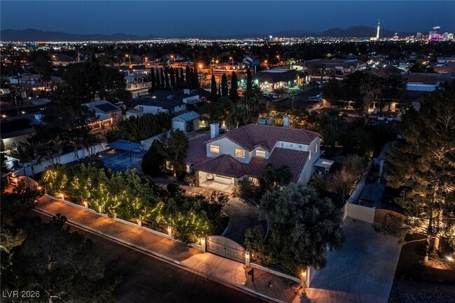 Foto del edificio - 2940 Rosanna St