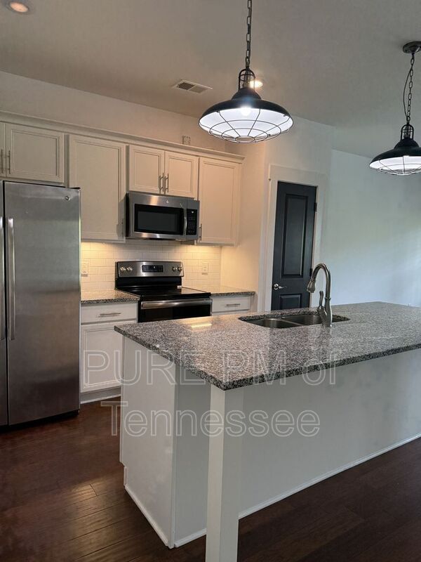 Foto del edificio - 4093 Gracious Dr
