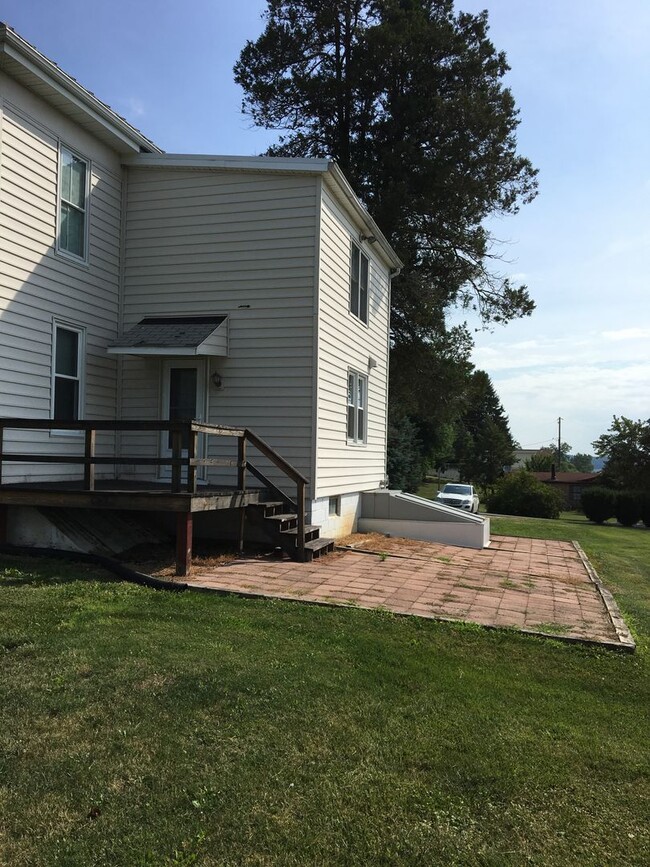 Building Photo - 3356 Days Mill Rd