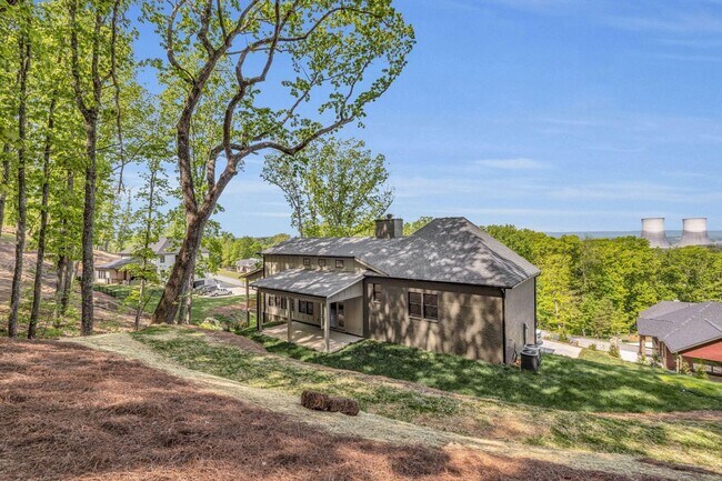 Building Photo - Gorgeous Harrison Estate- Brand New!