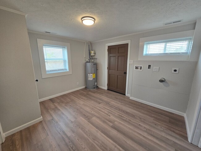 Building Photo - 3521 Rosser Pittman Rd