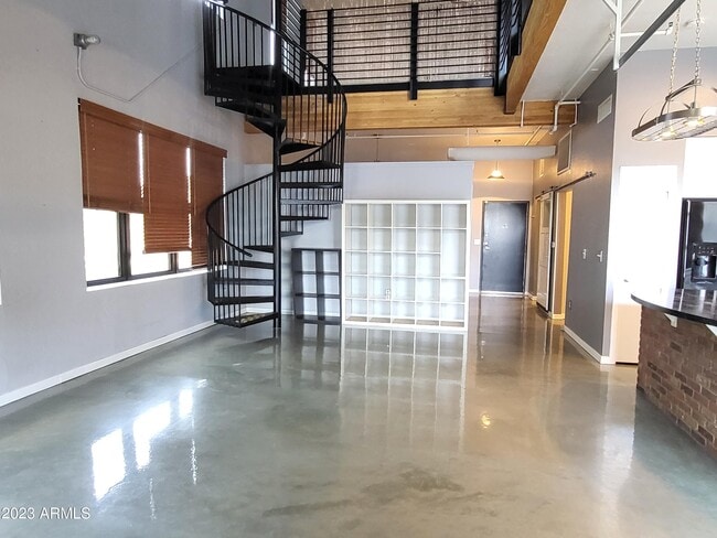 Foto del edificio - 914 E Osborn Rd