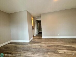Building Photo - 505 N J St