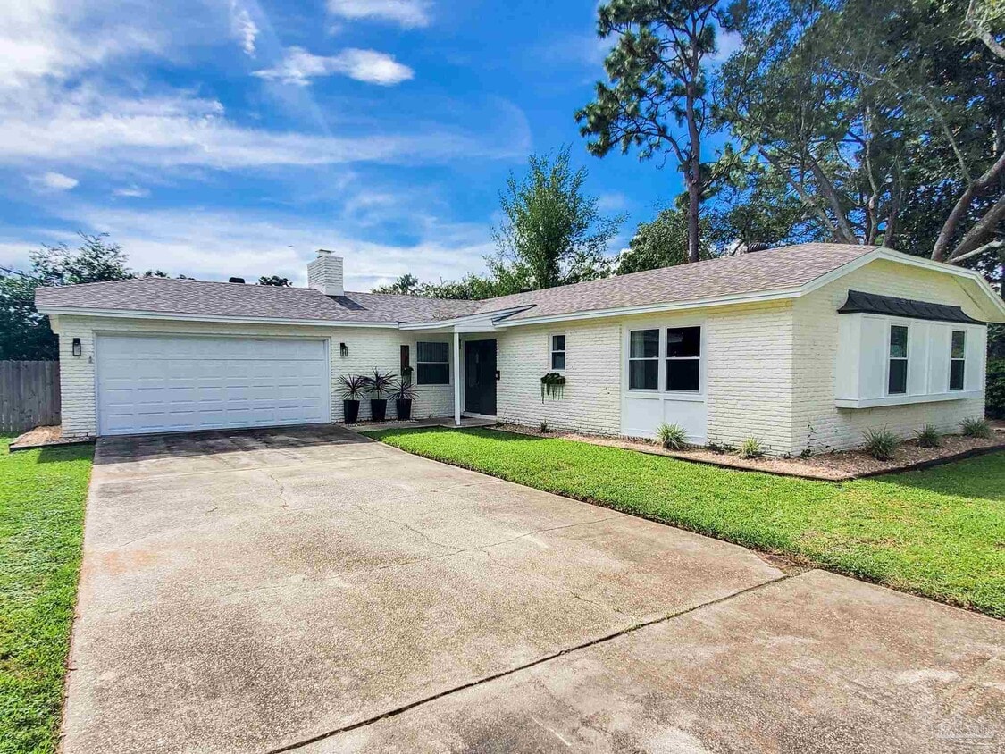 8121 Monticello Dr, Pensacola, FL 32514 House Rental in Pensacola, FL