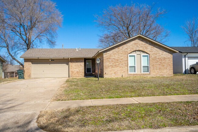 Foto del edificio - Owasso 3 Bed 2 Bath With Updates!
