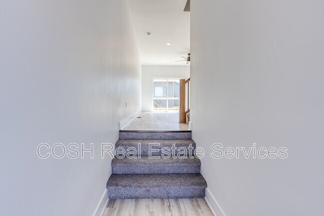 Foto del edificio - 8447 W 37th Ct N