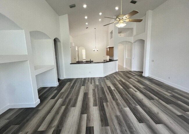 Foto del edificio - 1821 Longview Ln
