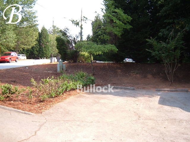 Foto del edificio - 3052 Spruce Cir