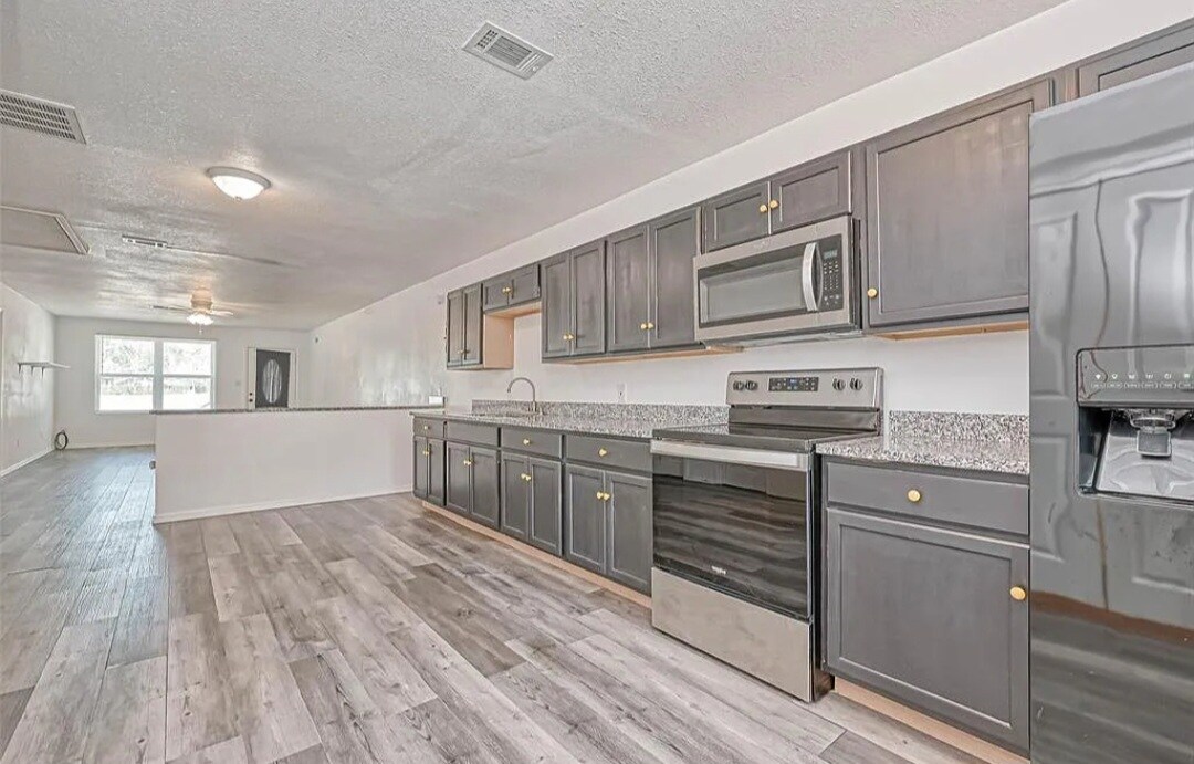 9822 Candy Ct Unit B, Spring, TX 77379 Apartments in Spring, TX