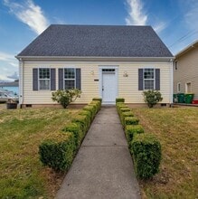 Building Photo - 1120 Elm St