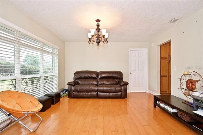 Building Photo - 5413 Ardmore Dr