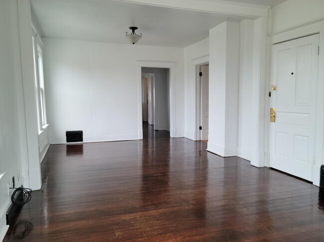 Foto del edificio - 4905 5th Ave