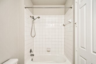 Building Photo - 18225 Crystal Knoll Dr