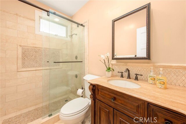 Building Photo - 3546 Dixie Canyon Pl