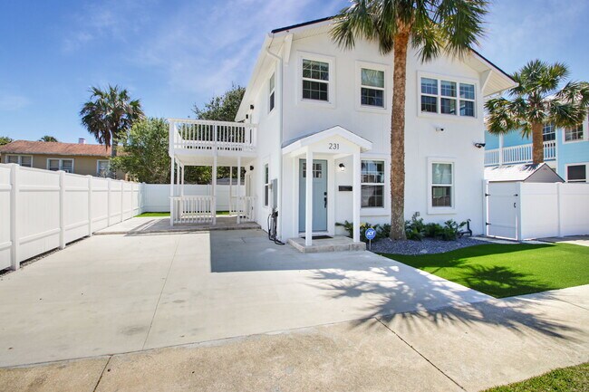 Foto del edificio - 231 Oleander St